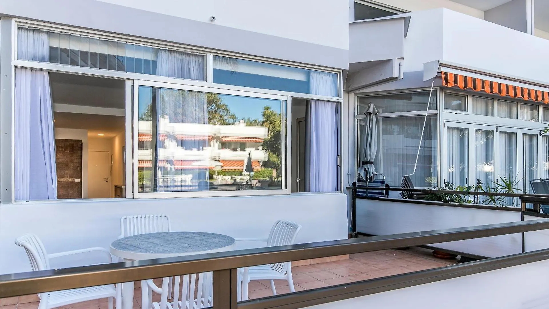 Charming Apt Puerto Cruz, Terrace & Pool Access Puerto de la Cruz  Espanha